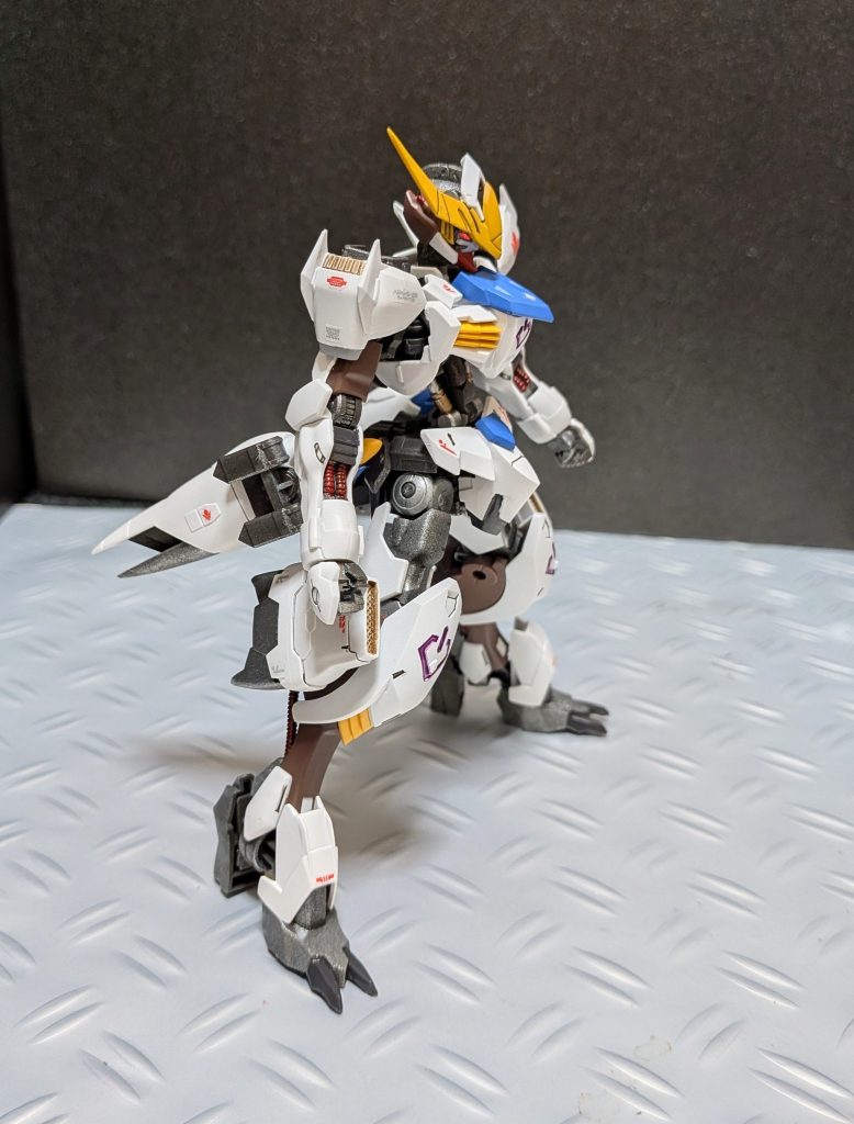 ガンダムバルバトスアダプト–3枚目/制作者：@Ymarl1