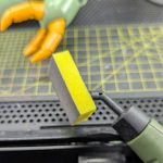 左腕の表面処理からスタートしました。​この機体は水陸両用MS特有の丸みを帯びた装[…]