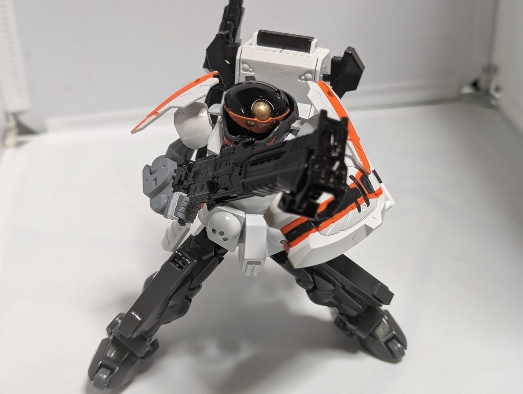 ジマーマンマスティフショットガンAC6のショットガンをマスティフショットガンの様に内部改造した代物、射撃時横1列にパレットがばら撒かれる、そしてスタッガー力が強くストッピングパワーで押し切るショットガン