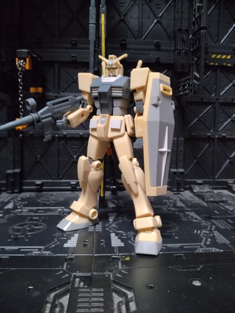 リサイクルショップで800円でゲットしたレアなガンダムです😄😄調べたら卵殻プラスチック使用！凄い😳😳卵殻から出来てるんだよ