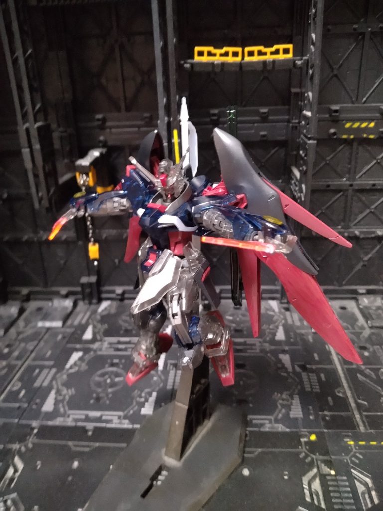 ディスティニーガンダム–5枚目/制作者：サト(悟)