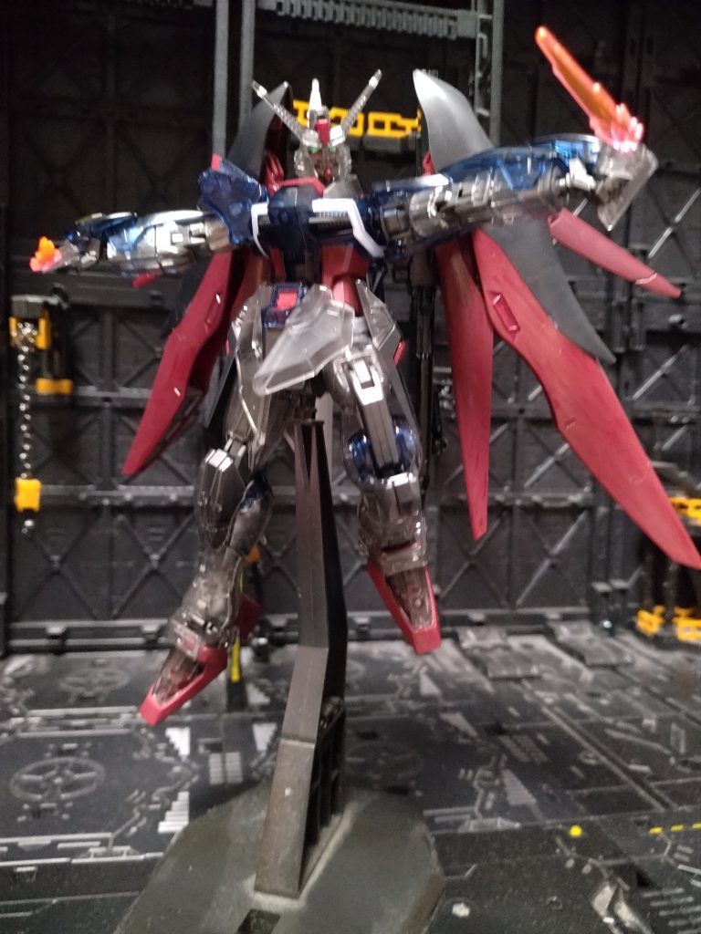 ディスティニーガンダム–2枚目/制作者：サト(悟)