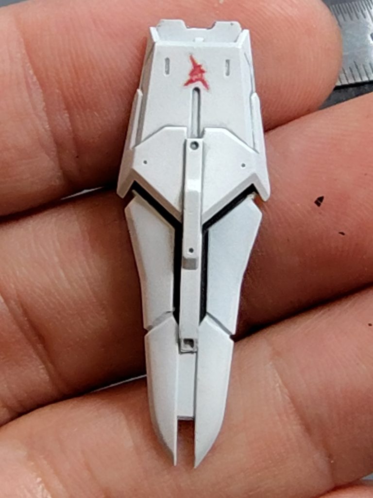 シールドや肩のマークは自作しました。