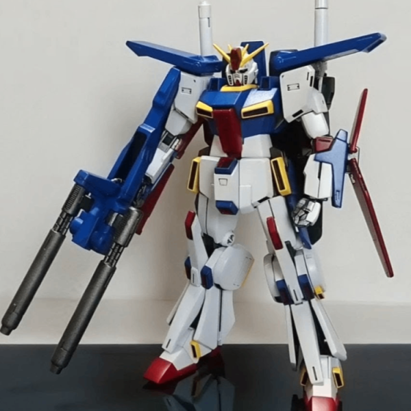 BANDAI 1/144スケールモデルHGUC MSZ-010 ZZ  GUNDAM