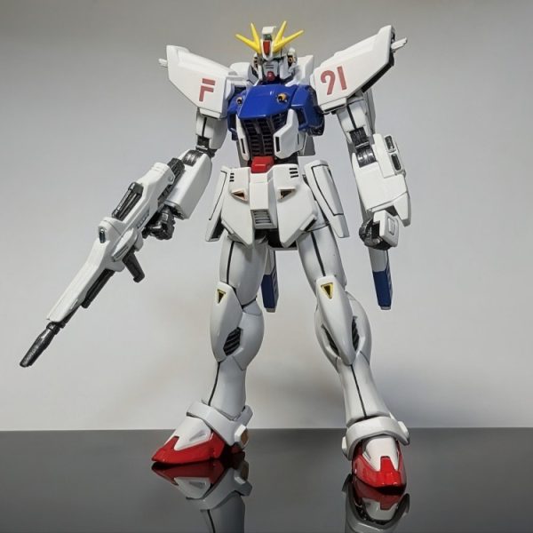 BANDAI 1/144スケールモデルHGUC  F91 GUNDAM