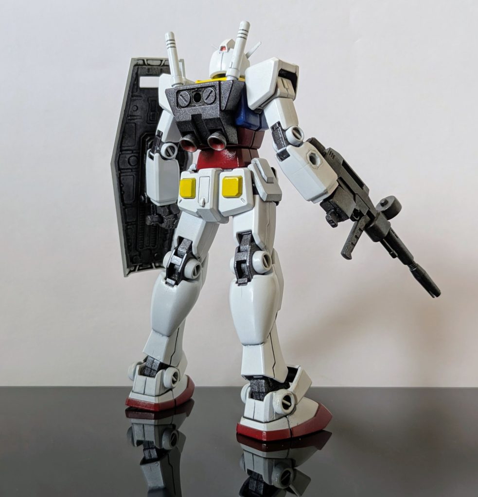 BANDAI 1/144スケールモデルHGUC  RX-78-2 GUNDAM–2枚目/制作者：wind1971