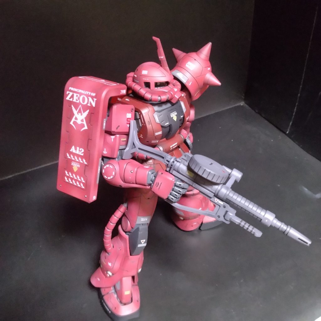 毎度の定番製作でスジ彫り入れてからのグラデーション塗装です！😀ソロソロ皆さん見たと思うので！画像チョコチョコ張り替えます！😄