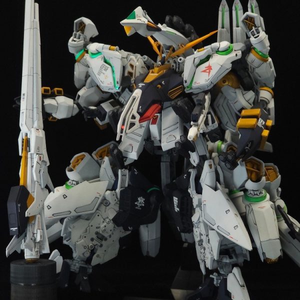 アムロ・レイ専用｢アリュゼウスFF｣