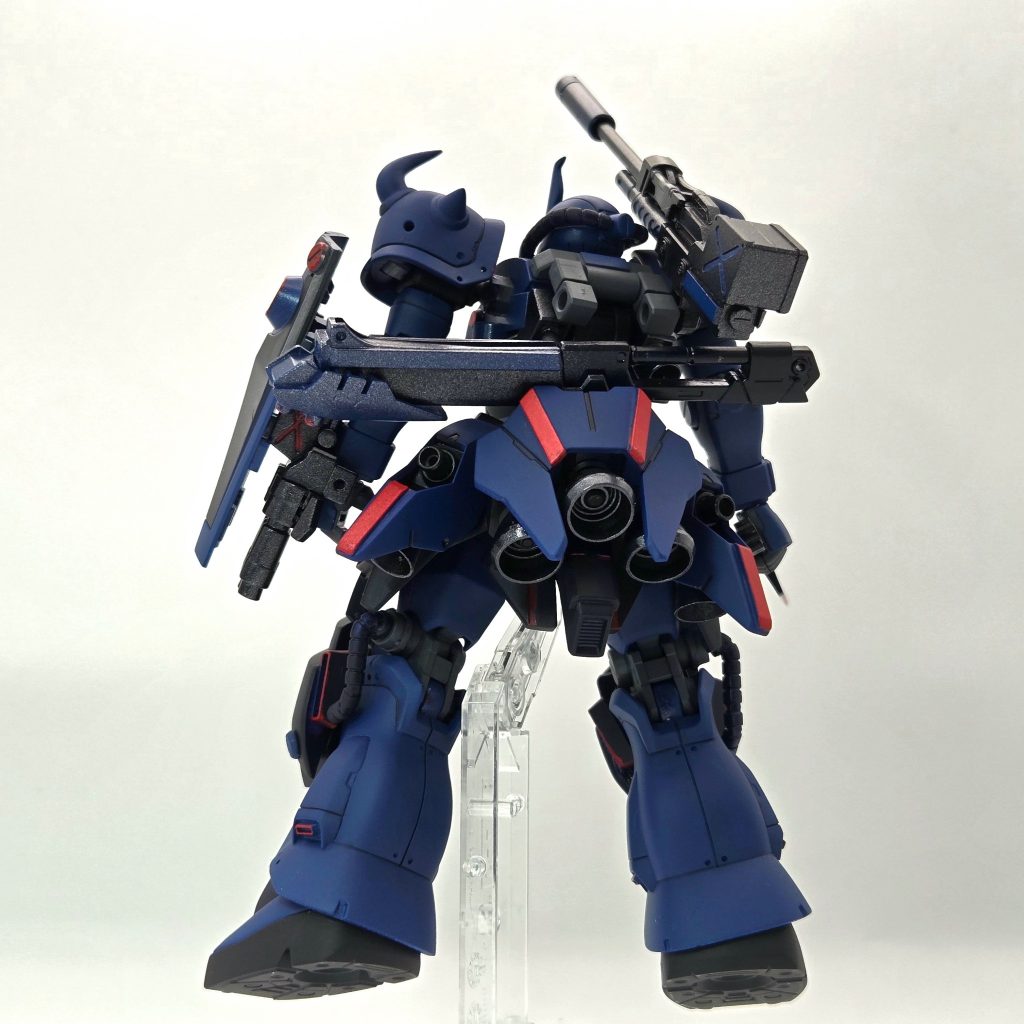 後ろスラスターはガンダムルブリスソーンからいただきました。