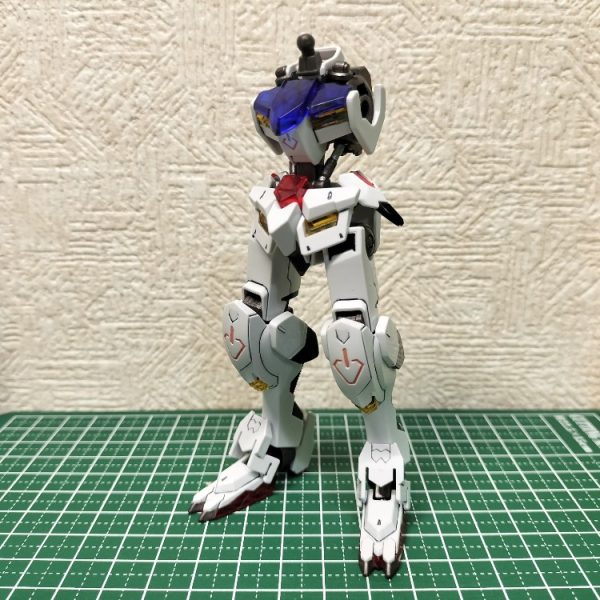 進捗状況4左脚ができました。