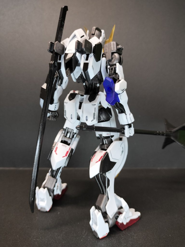 背面