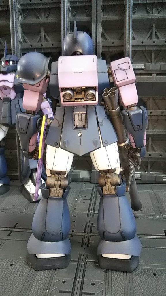 背面