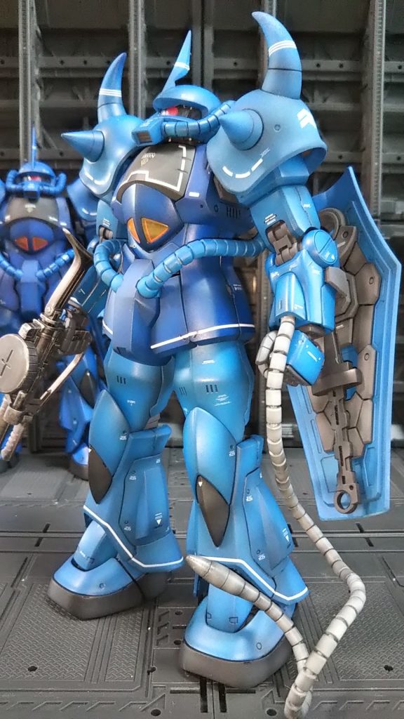 左斜め前