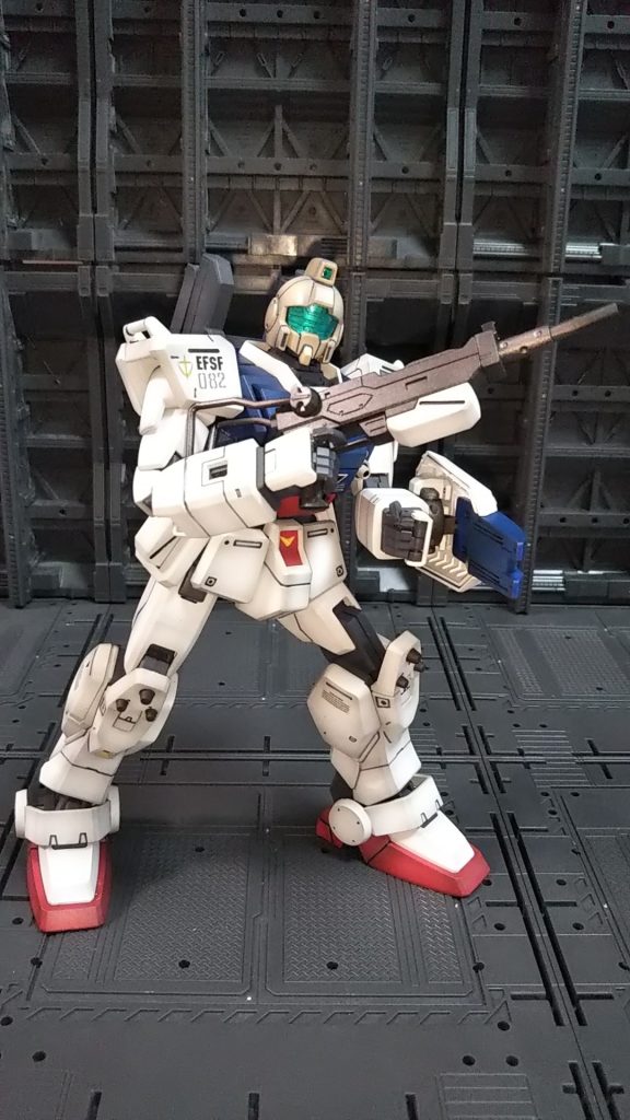 機関拳銃装備