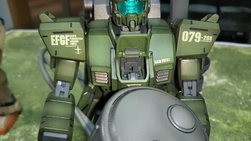 このキットにはパイロット（連邦軍狙撃兵）は載せてません💦