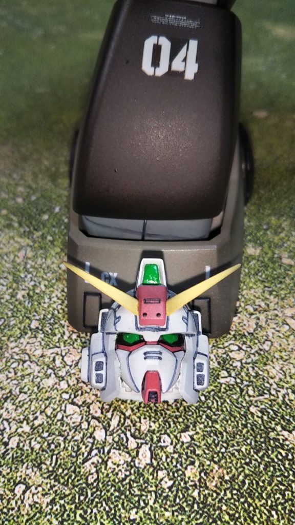 あわせて再塗装したとあるガンダムの頭部（ご期待ください💦）