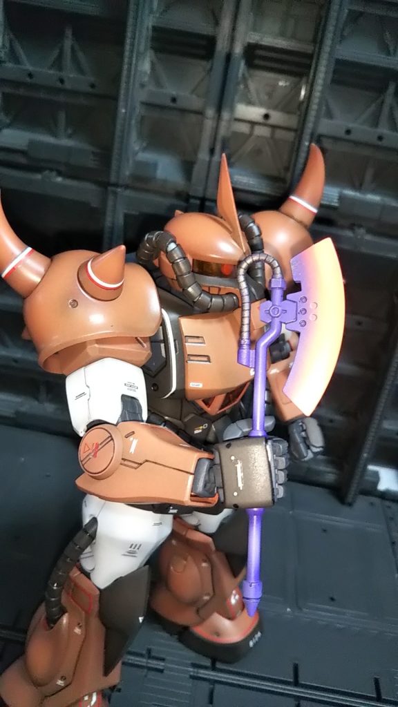ヒートホークは紫（赤熱塗装仕様）