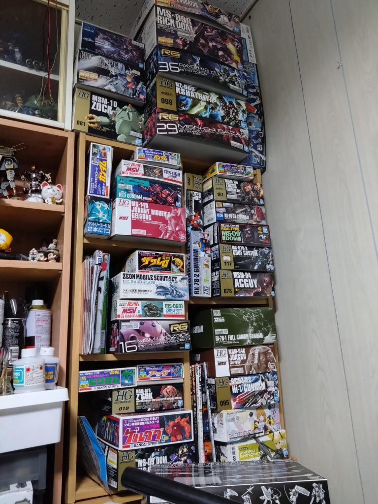 作品名：次の作品はどうしようかなぁ。<p>久しぶりにGUNSTA投稿です。 そして久しぶりの投稿なので先程ちょっと間違って投稿しちゃいました。 家の積みプラですがいつの間にか増えたのでもう暫く買わなくて良さそうです。 改造用にジャンク購入したやつもあるし…。 以 [&hellip;]</p>
