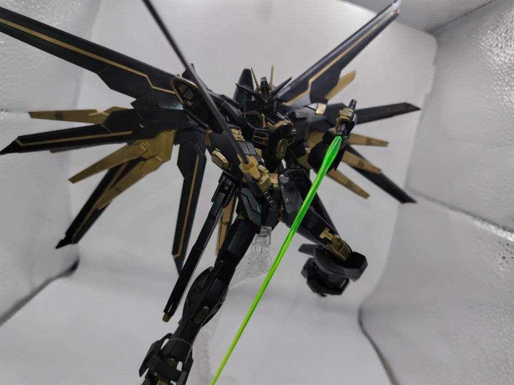 ZGMF/A-262PD-P マイティーストライクフリーダムガンダム–4枚目/制作者：ダークマター