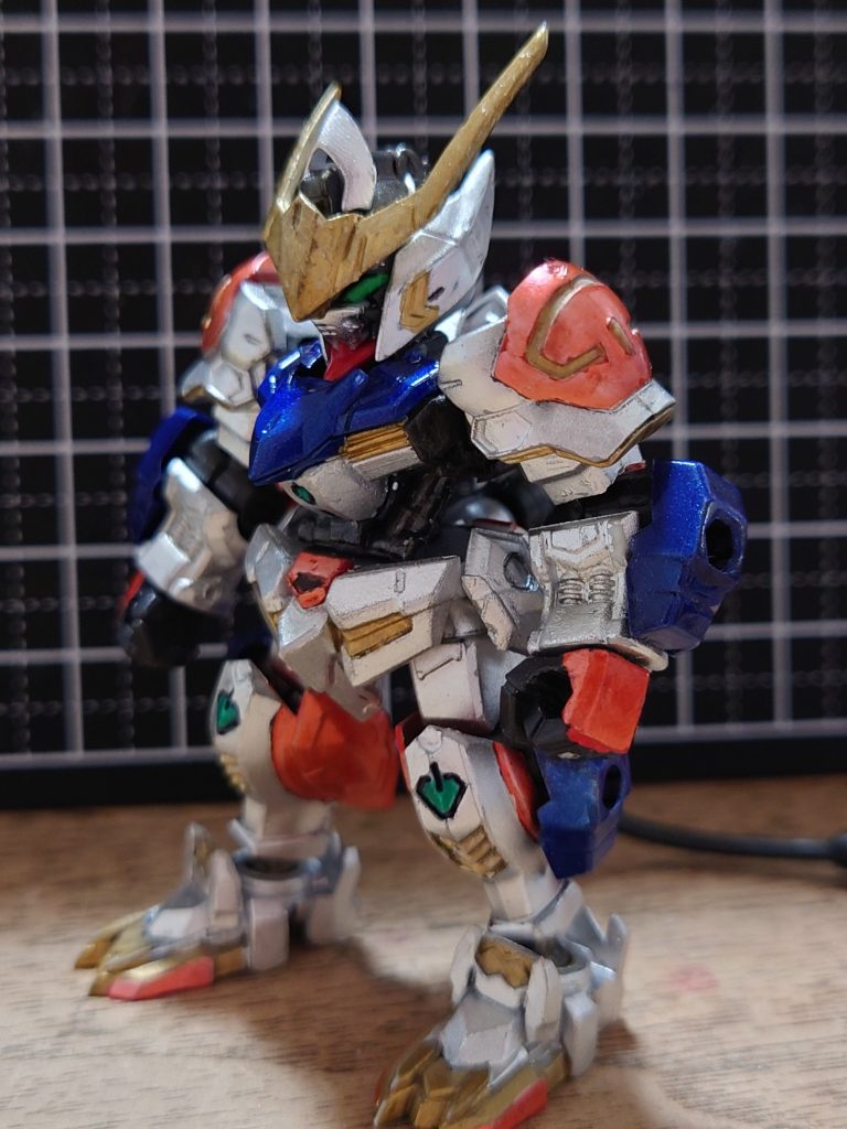 バルバトス第四形態なんですがルプスを意識した配色にしてみました(⁠&nbsp;⁠╹⁠▽⁠╹⁠&nbsp;⁠)