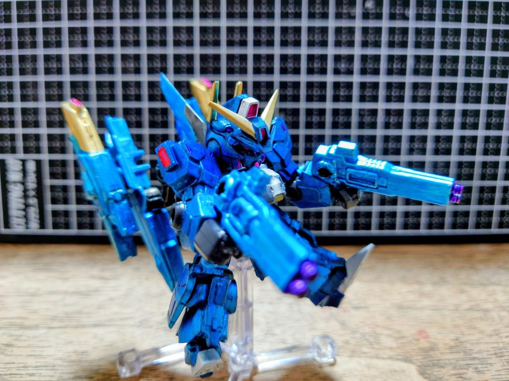 武器は２丁のサブマシンガンのみです⊂⁠(⁠･⁠ω⁠･⁠*⁠⊂⁠)