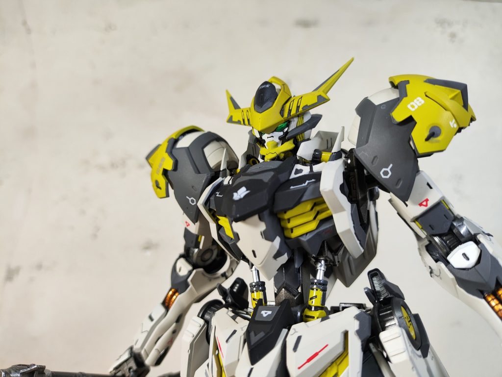 MG ガンダム・バルバトスルプス（ラヴィッド・ウルヴァリン・エディション）–2枚目/制作者：自由のフレーム