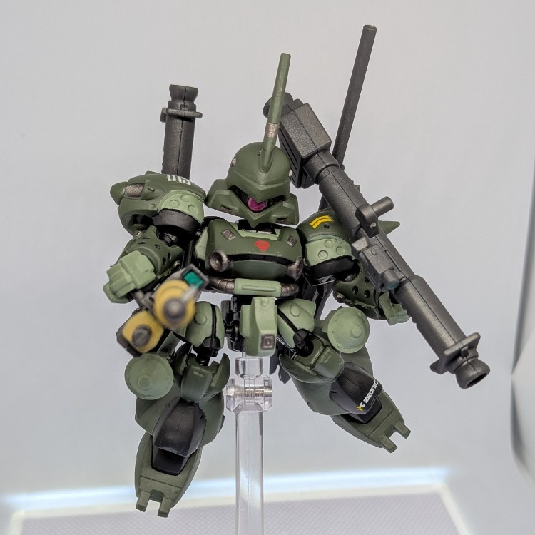 ケンプファー(ザクカラー風モビリティジョイントガンダム12)｜タナダ