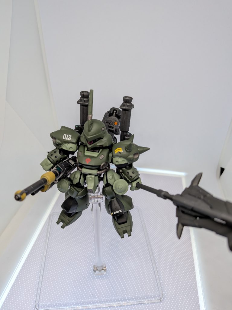 作品名：<p>メタルビルドケンプファーみたいにチェーンマインを背中に懸架させたくて思いついたのがビニタイでした（笑）いい角度から見れば分からないです（笑）</p>
