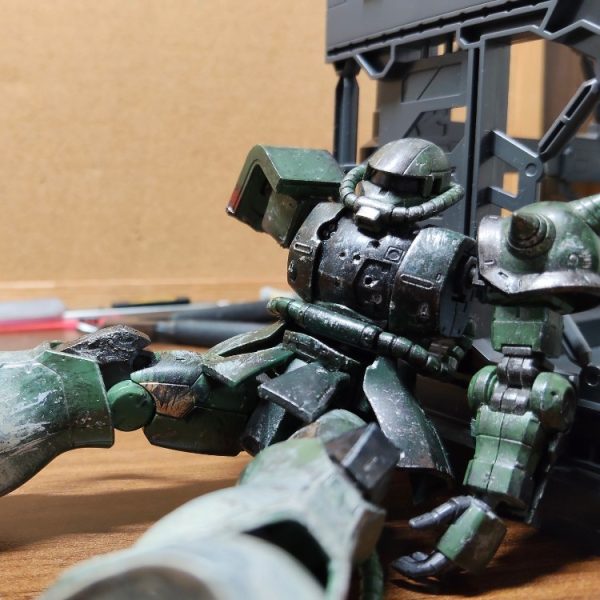 撃破されたザクⅡ