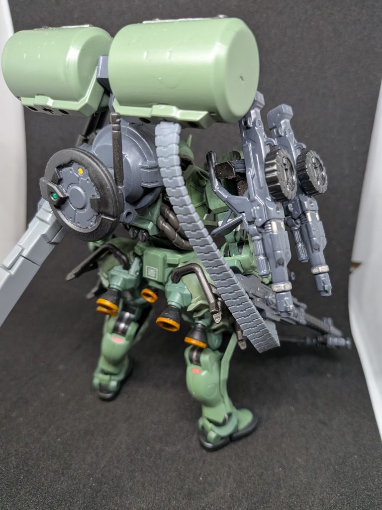バックパックと30MMカスタムウェポンズ(ヘビーウェポン2)から