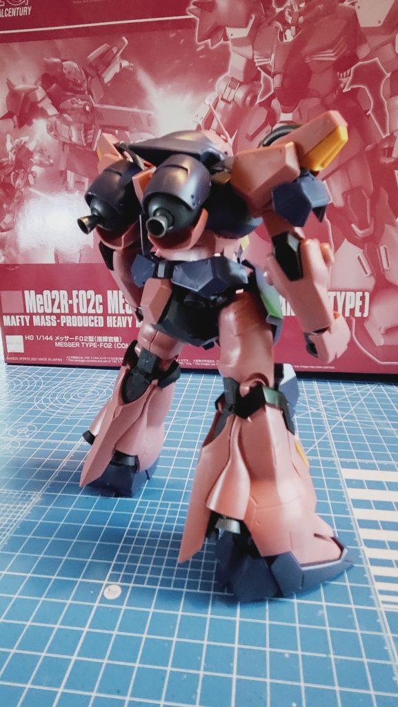 けど、背中はせっかくなのでネイキッドじゃないボリュームがある方を選択しました。