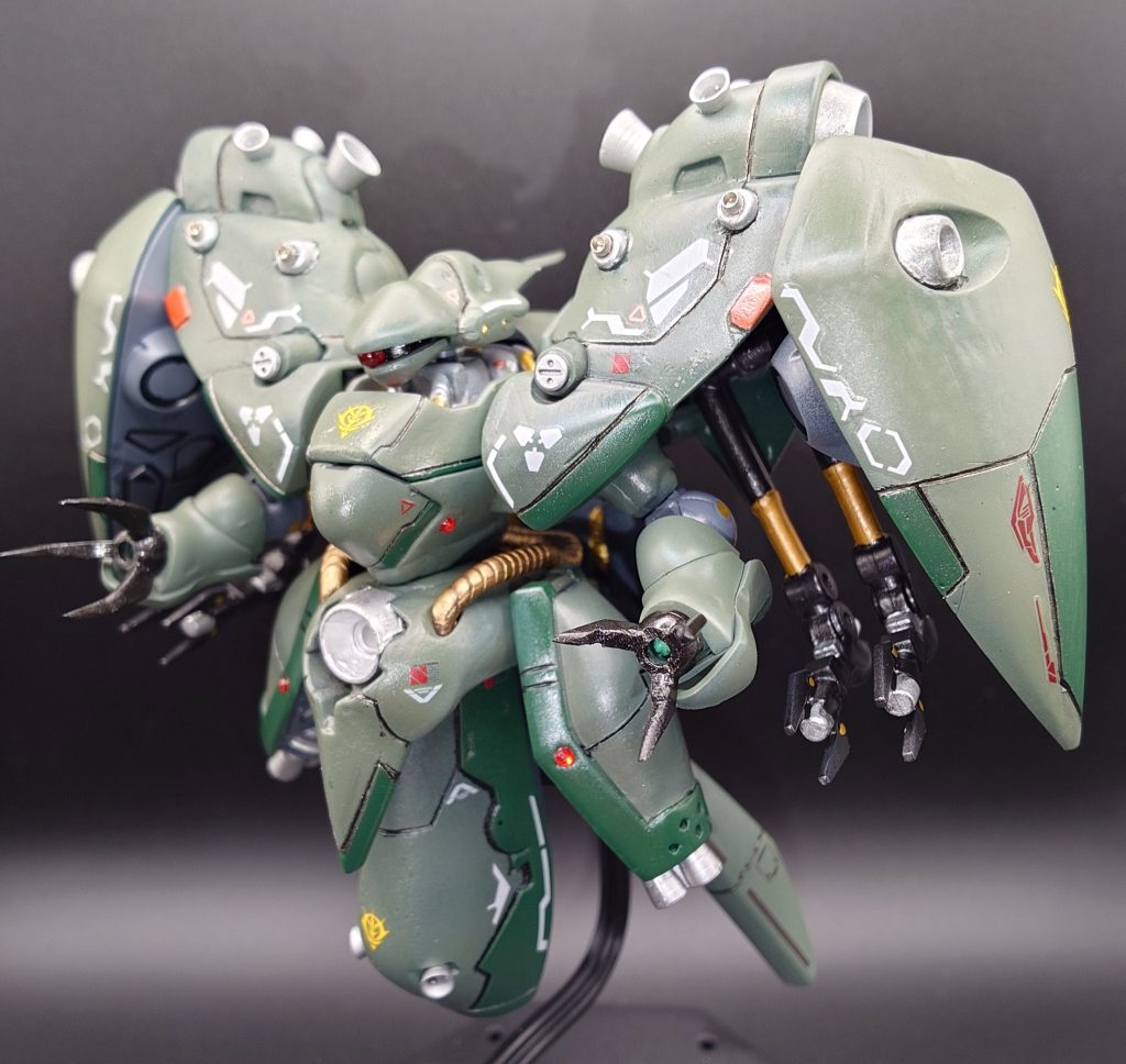 サブアーム展開しての一斉射撃