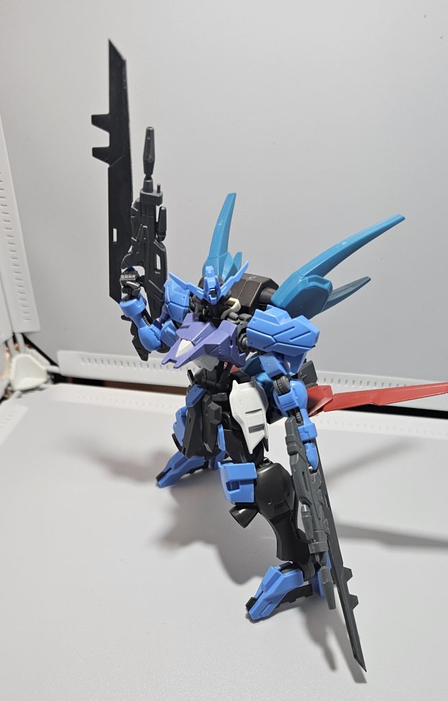 作品名：ヴィダールミキシング制作中!!<p>まとめ売りが結構安値で買えたので、たまにはバルバトス以外もと思いヴィダールのミキシング制作中!!安値で買えたのは良かったのですが全部ヤニ臭付いてて洗うのめんどくさかったです…</p>
