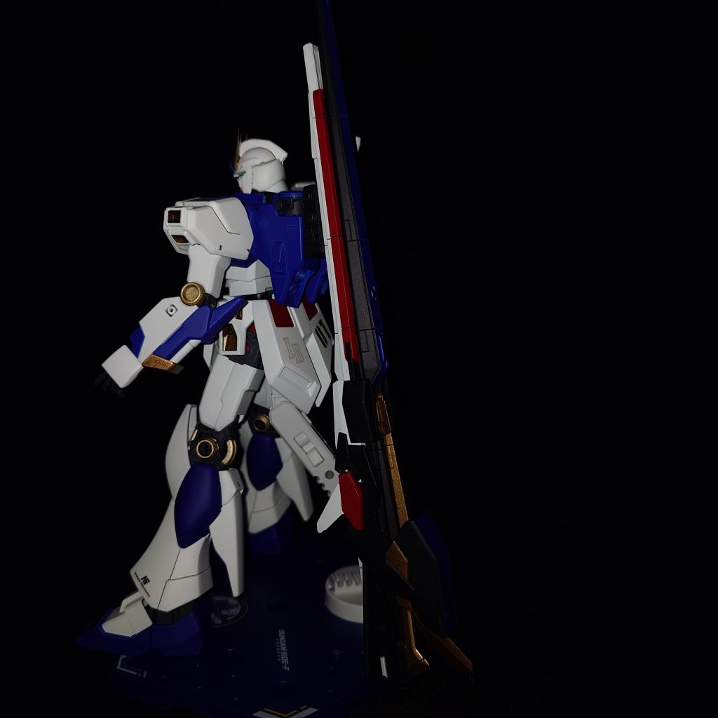 EG RX－93ｆｆ νガンダム–2枚目/制作者：デンマイ