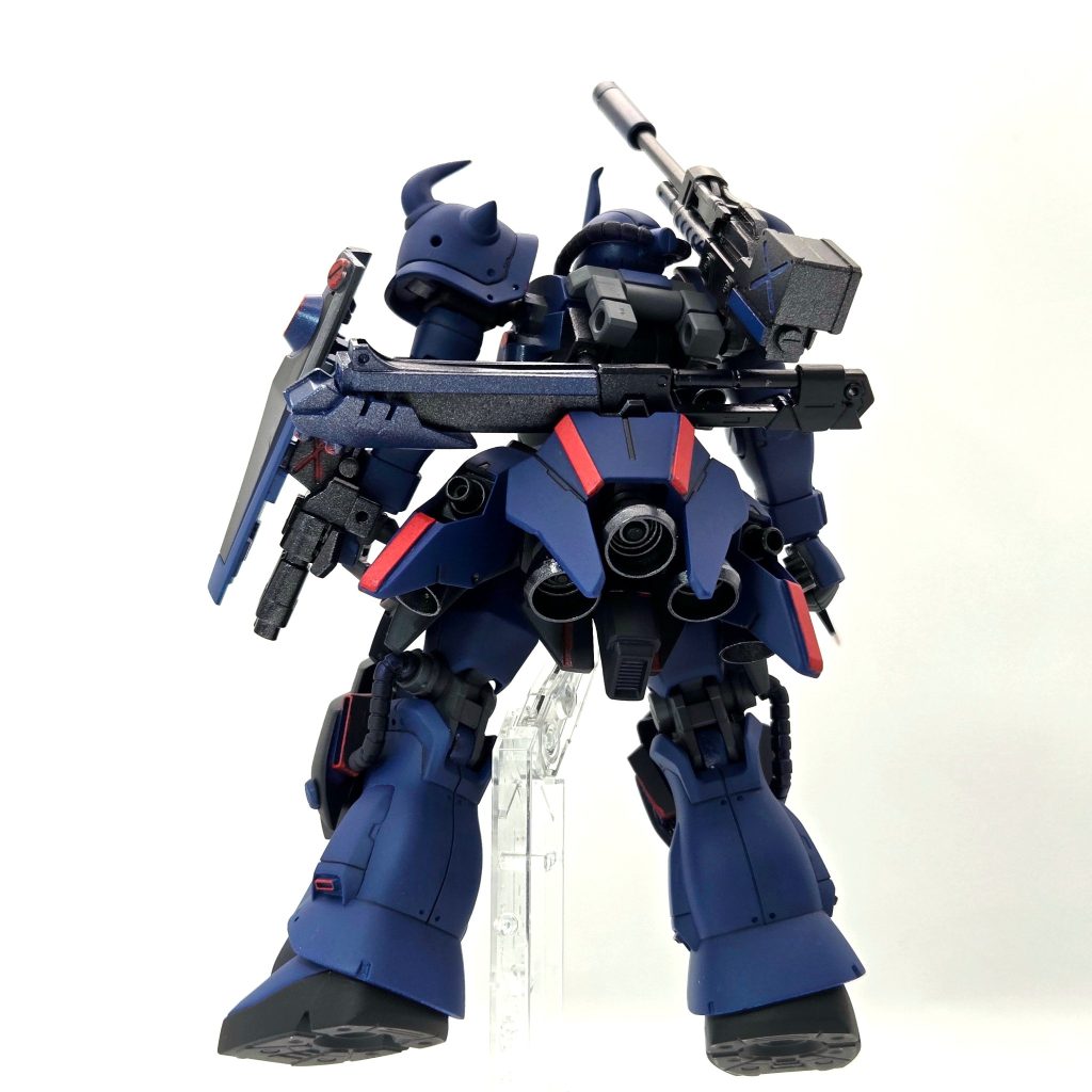 後ろスラスターはガンダムルブリスソーンからいただきました。