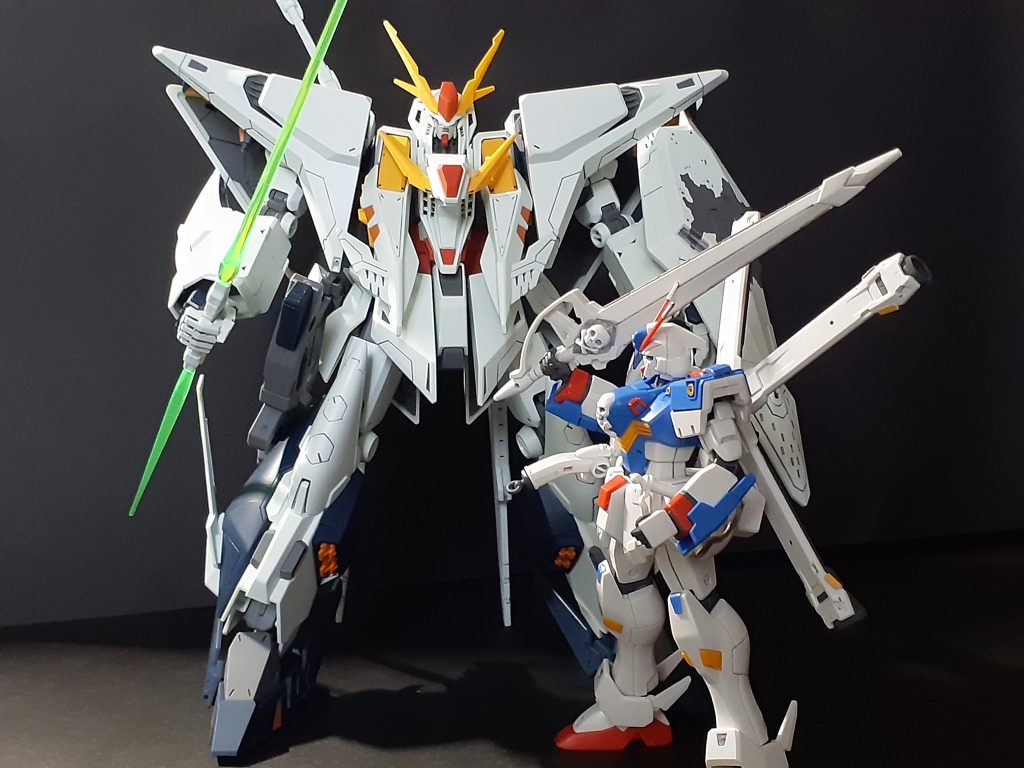 同スケールです