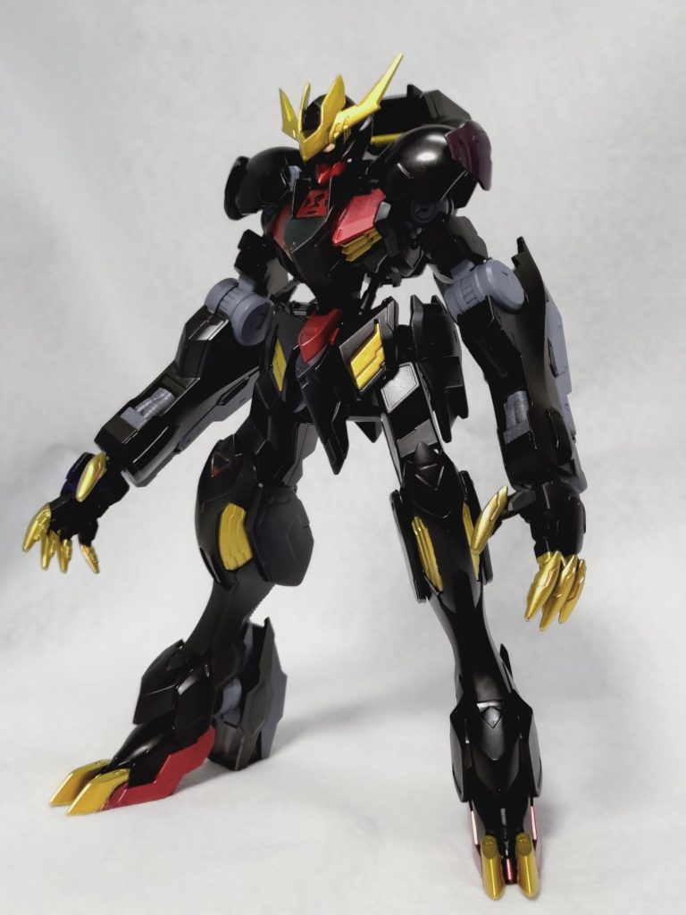 アームユニットを外した状態。こちらのほうがポーズ付けは楽です。