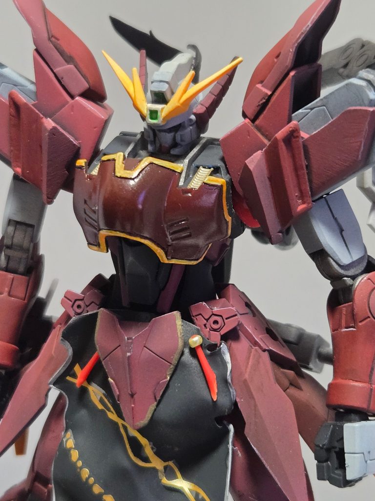 朱龍（ジューロン）ガンダム　操縦者：竜妹蘭
