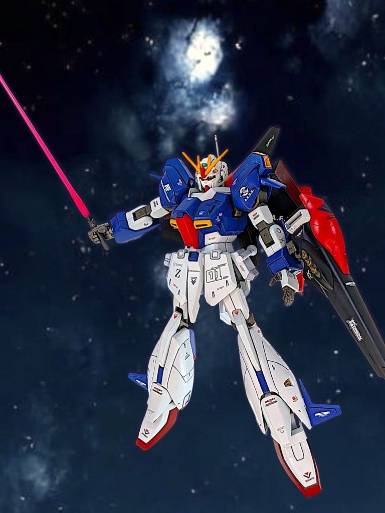 Zガンダムの偽物というか、パッと見た時の違和感(gandam2)本家Zのシュッとしたイケメン顔ではなく、優しい丸顔です笑