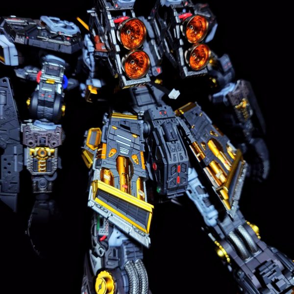 PGニューガンダムのフレームを組み上げました。組み上げると圧巻のサイズ。密度も際立ちますね。（6枚目）