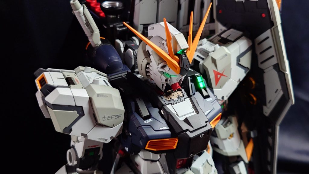 PGU RX-93 νGUNDAM–2枚目/制作者：Haru