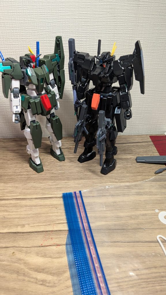 ここでバトンのランナーをご紹介させていただきます。バレーボールおじさん」様、「ニャア軍曹」様、「さーしースー」様、「ヨッチャKID」様、「ASUR」様、「meg-ocero」様、「さめ」様、「ミズカともかさ」様、「Sont@」様、「MSV-K」様、「mototti」様、「ろぶやん｣様、「ape100」様、「TOMSIM」様、「おやプラ」様、「SC30」様、「猩々」様、「Hiro0079」様、「アツボー」様、「復讐の老眼卿」様、「＠okki」様、「キャンプラ」様、「say」様、「草薙かんた｣様、「さくらおにぎり」様、｢takat｣様、「チルチル」様、「あーる」様、「粗茶」様、「ニャア軍曹」様、「Green Comet」様、「さーしーすー」様、「フリーダムウイング」様、「ライトとレイのガンプラ置き場」様、「yuyune36」様、「mio キャンプ場＆ガンプラ様」そして、今回、レイのガンスタページです。