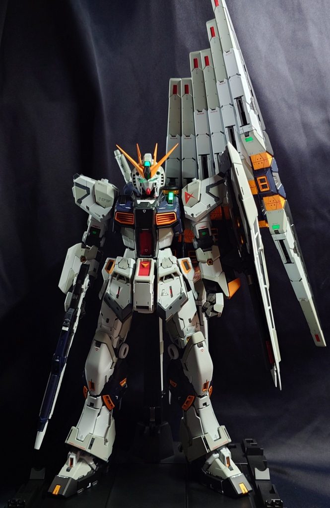 PGU RX-93 νGUNDAM–5枚目/制作者：Haru