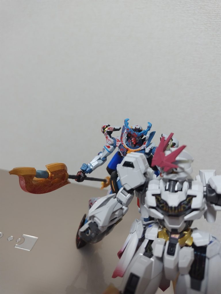 「みこち～どーして逃げるの～？」「ついてくんな！キモい！」「ねぇねぇバトルしようよ～」「斧持ったオメエは怖えんだよ！」