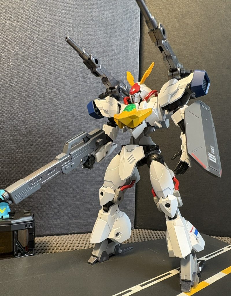 砲戦仕様っぽくもなるので、ジムかガンキャノンの頭部でも付けて青く塗ったら楽しいですかね？