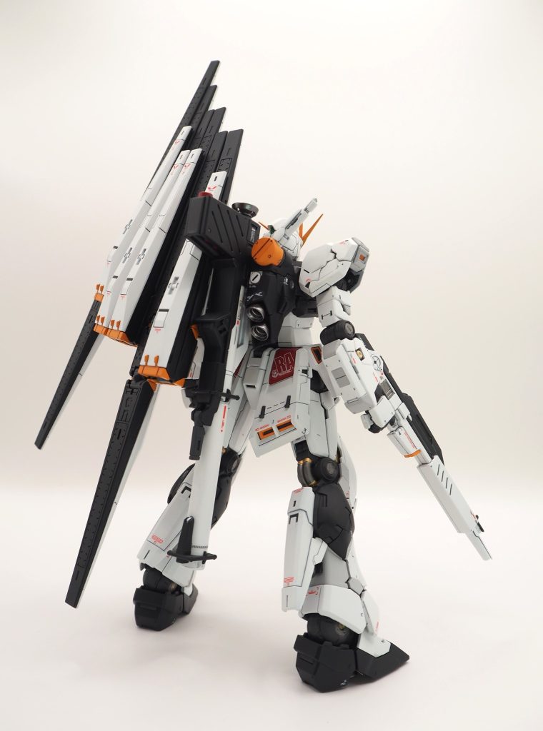 RG νガンダム–4枚目/制作者：よいち