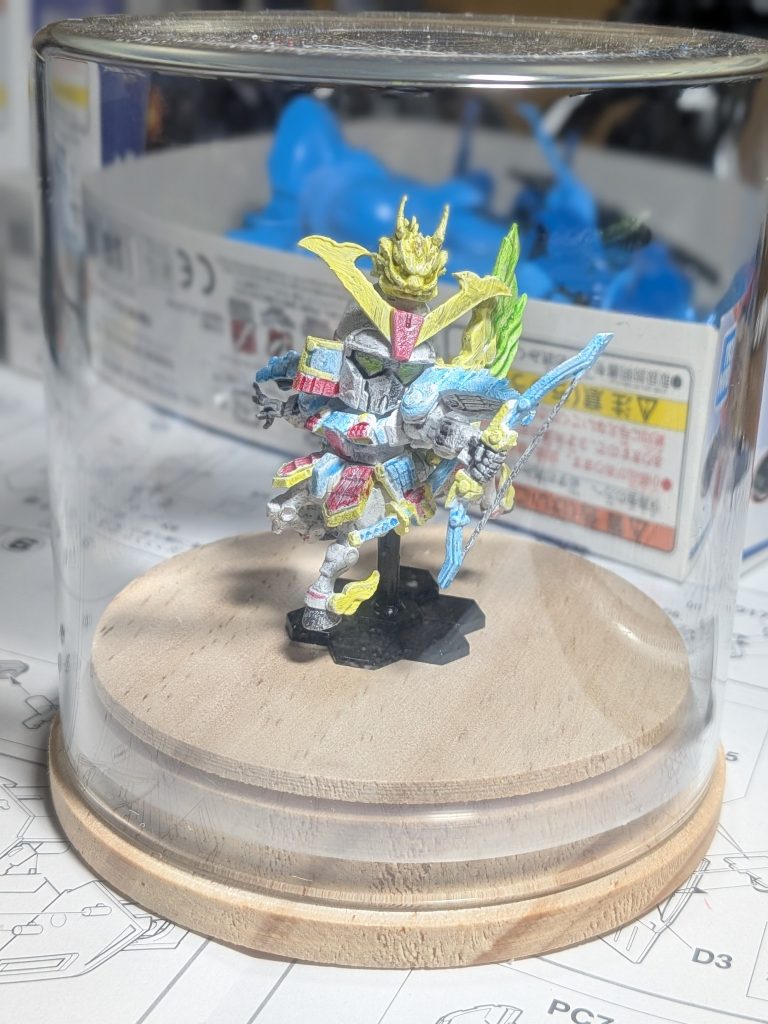 アクリルガッシュの白を下地に薄めた色を乗せました