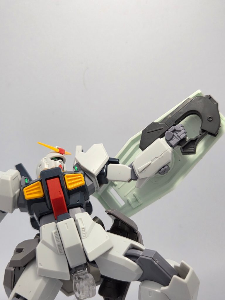牽制用のグリップ一体化式ビームガンです。ザウォートのだったかな、、、？