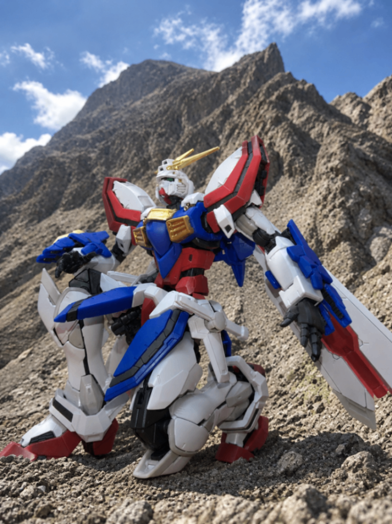 2つ目は、RGゴッドガンダムです山岳地帯にいるようなイメージですね戦いの合間に体制を整えて、次の戦いに備えてるみたいなシーンですかね(適当)