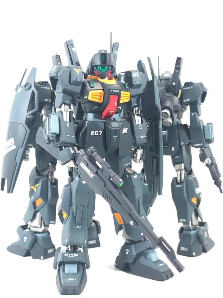 隊長機（機体No.267）武装はスナイパーライフルです。